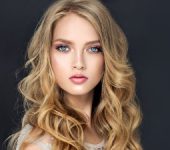 woman with beautiful blonde wavy hair